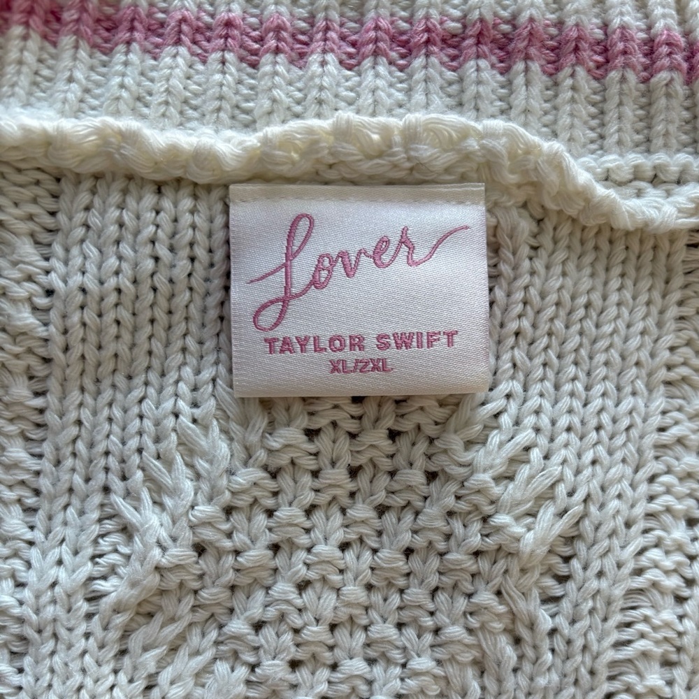 Taylor Swift Lover Cardigan - Picture 3 of 3
